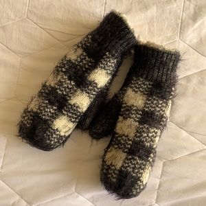 Mohair Plaid Mittens